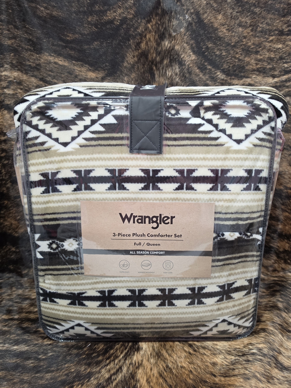 Wrangler 3-Piece Plush Comforter Set - Tan/Black Pattern (Full/Queen)